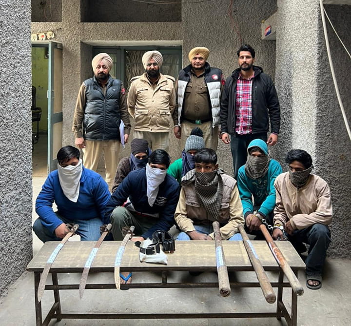 ਡੀਜੀਪੀ ਪੰਜਾਬ ਵੱਲੋਂ ਲਾਂਚ ਕੀਤੇ ਆਪਰੇਸ਼ਨ “ਪ੍ਰਹਾਰ” ਤਹਿਤ ਮੋਗਾ ਜ਼ਿਲ੍ਹੇ ਵਿੱਚ ਵੱਡੀ ਕਾਰਵਾਈ, 58 ਦੋਸ਼ੀ ਗ੍ਰਿਫ਼ਤਾਰ