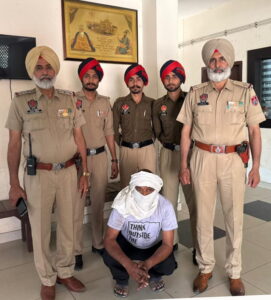 Moga Police ਵੱਲੋਂ ਇੱਕ ਸਮੱਗਲਰ ਕਾਬੂ, 6 ਗ੍ਰਾਮ ਹੈਰੋਇਨ ਅਤੇ 40 ਗੋਲੀਆਂ ਬਰਾਮਦ