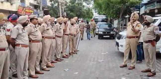 Sri Muktsar Sahib Police ਵੱਲੋਂ ਮਲੋਟ ਵਿਖੇ CASO ਤਹਿਤ ਸਰਚ ਅਭਿਆਨ ਚਲਾਇਆ ਗਿਆ