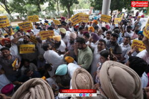 ED ਦੇ ਛਾਪਿਆਂ ਦੇ ਵਿਰੋਧ ‘ਚ AAP ਦਾ ਜਬਰਦਸਤ ਪ੍ਰਦਰਸ਼ਨ…