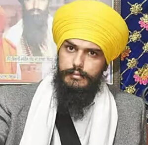 MP Amritpal Singh ਨੂੰ ਬੀਮਾਰ ਦਾਦੀ ਨਾਲ ਫ਼ੋਨ ‘ਤੇ ਗੱਲਬਾਤ ਕਰਨ ਦੀ ਮਿਲੀ ਇਜ਼ਾਜਤ